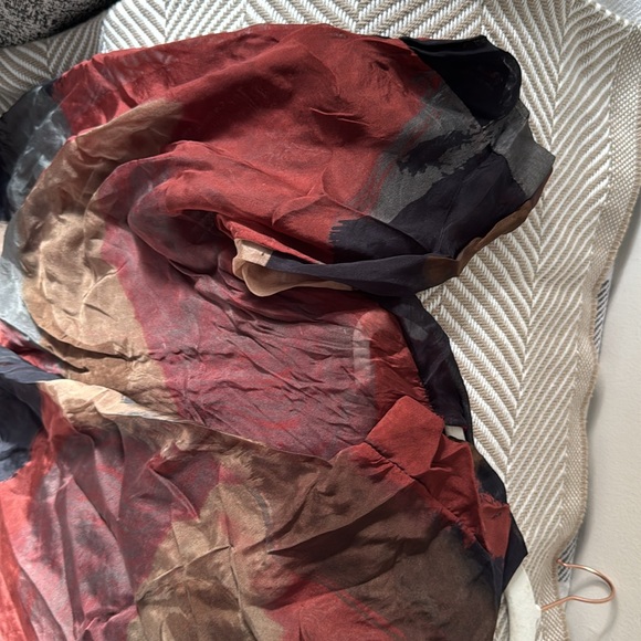 Italian Silk poncho top - Picture 5 of 5